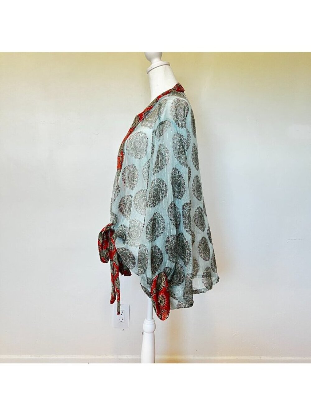 Free People Sheer Kantha Kimono Tie Front Boho Festival Top Shimmery Summer OS - Picture 4 of 7